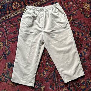 Kim Rogers Khaki Capris, Elastic Waist Size 14